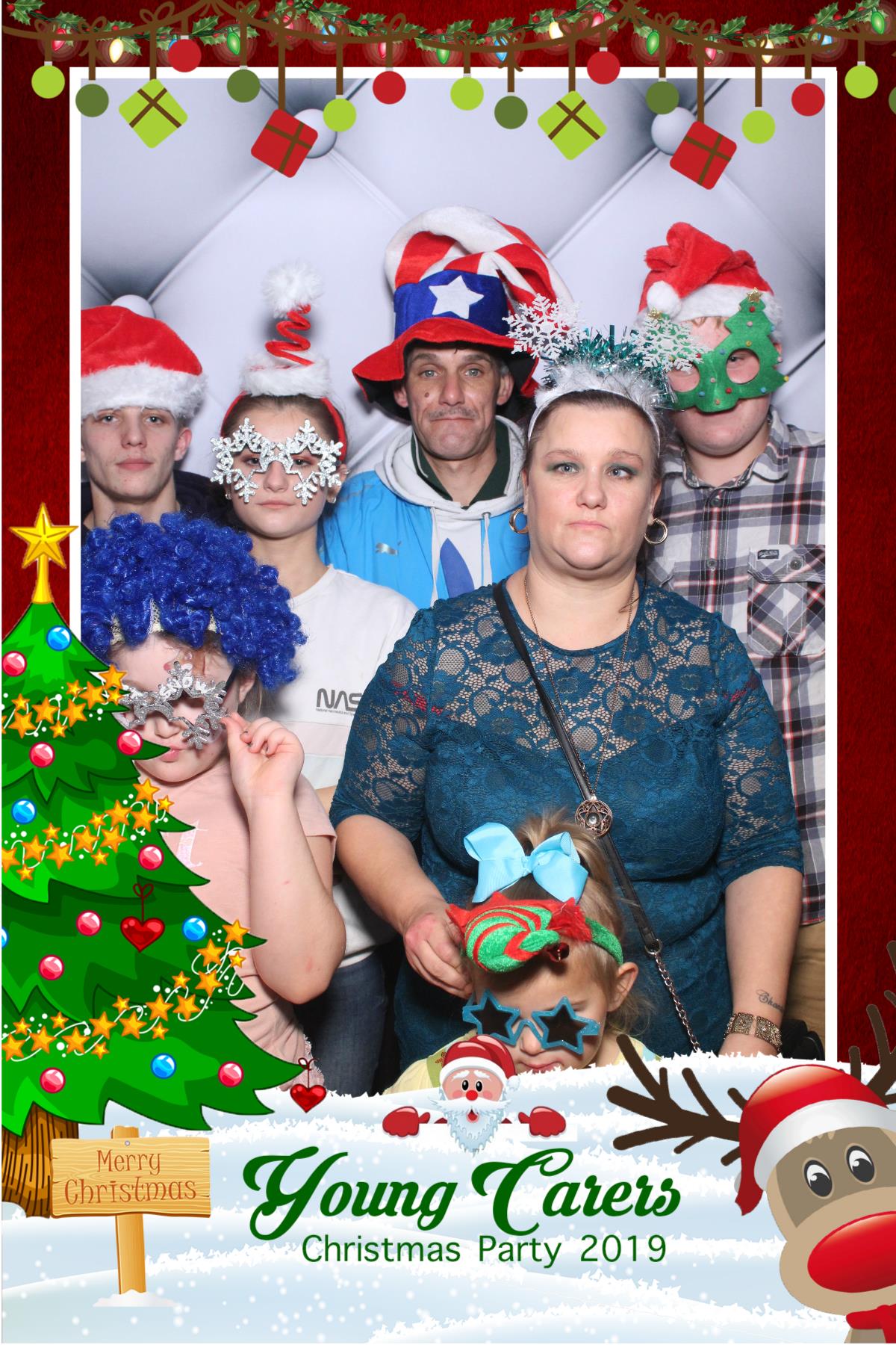 Young Carers Christmas Party   | View more photos from the event at gallery.magicimages.uk/u/MagicImages/Young-Carers-Christmas-Party